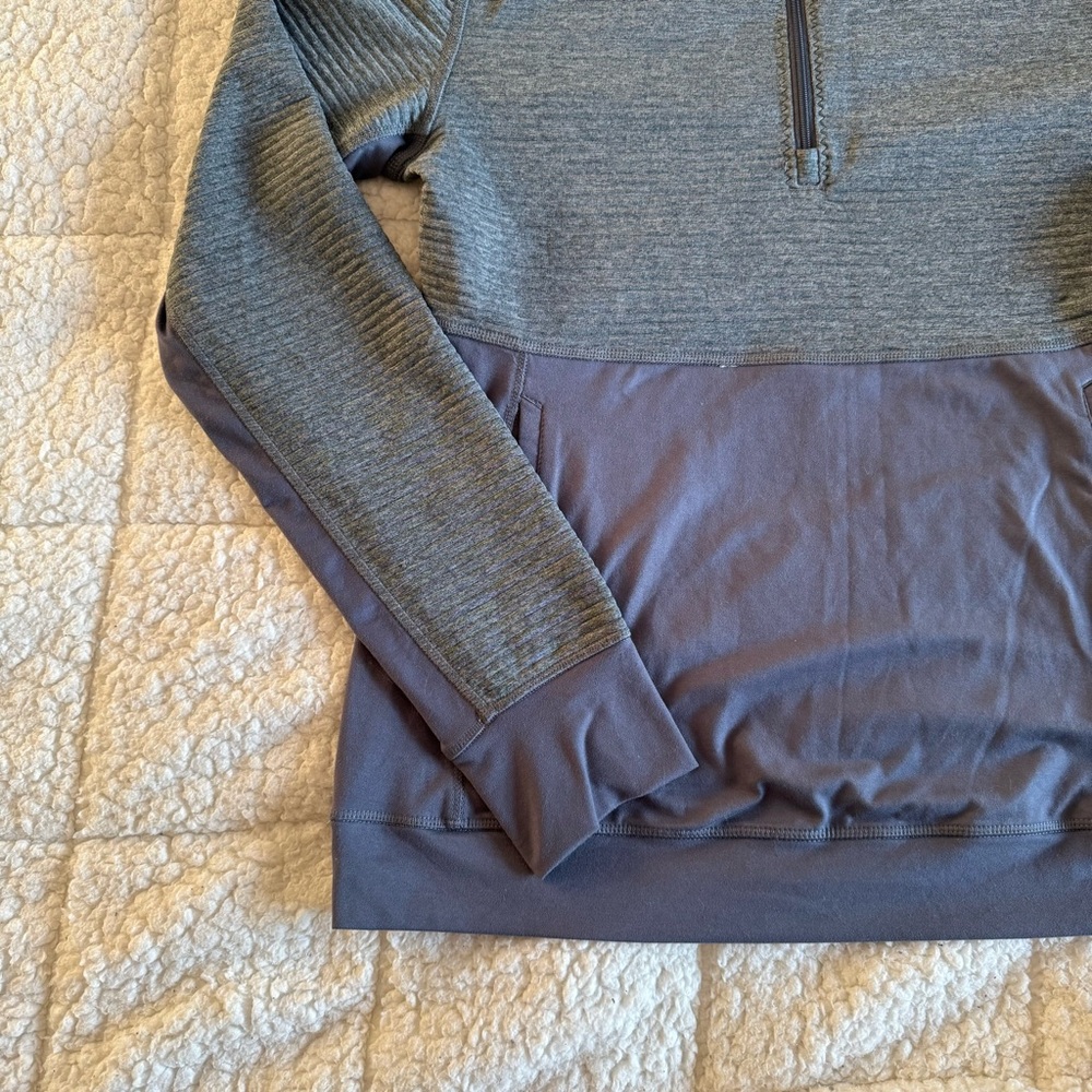 Adidas Women's Climalite 1/2 Zip Fleece Striped Pullover - Onyx Silver / M - Picture 4 of 11